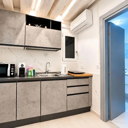 Dei Templari By Ca-sa Check Apartment Venice