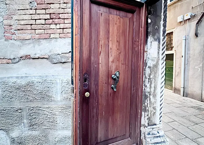 Dei Templari By Ca-sa Check * Venice